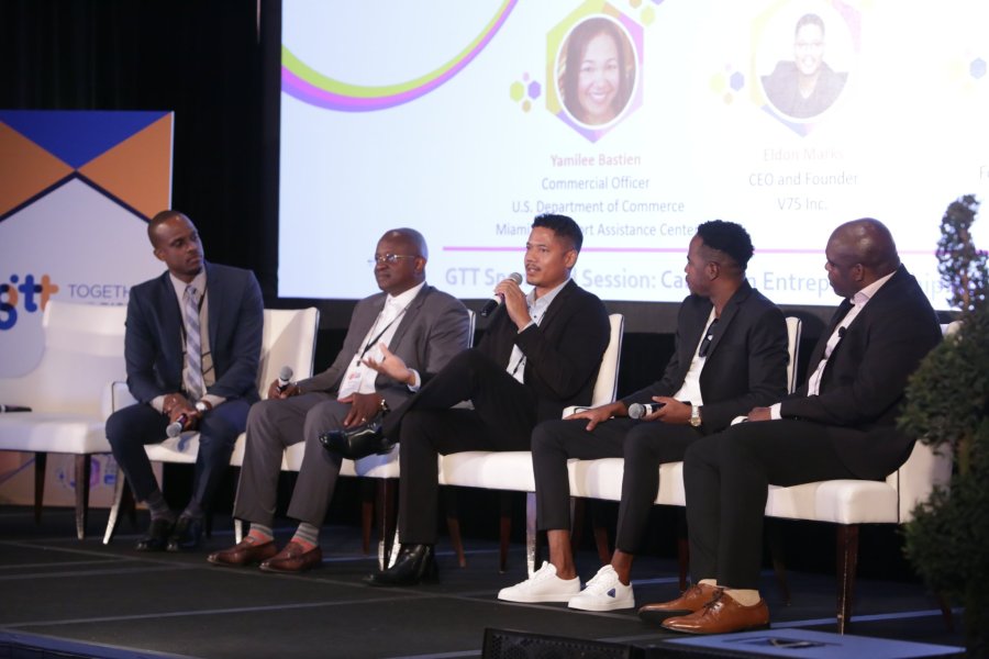 On stage at CANTO 2022